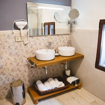 La Casona De Bautista 4 Estrellas Con Piscina Caceres Gospodarstwo wiejskie