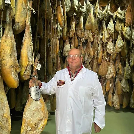 Gospodarstwo wiejskie La Casona De Bautista 4 Estrellas Con Piscina Caceres